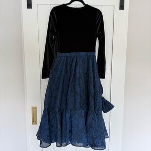 NWOT Rachel Parcell Long Sleeve Velvet Jacquard Dress size 8